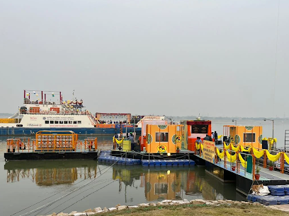 Custom-engineered Modular Barge supporting large-scale marine infrastructure projects

